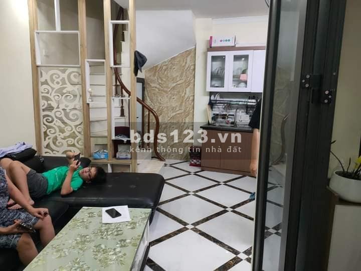 Bán nhà Trương Định, Hoàng Mai 40m x 5 tầng, MT 3.2m, giá 2.95 tỷ