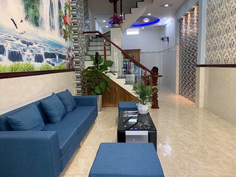 Hẻm 493 Cách mạng tháng 8, diện tích 4m*12m, 3 tầng, giá 4.8 tỷ