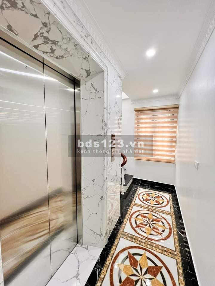 Bán nhà Kim Đồng, Hoàng Mai 47m² x 5 tầng, mặt tiền 4,2m, giá 13,9 LH 0975258510