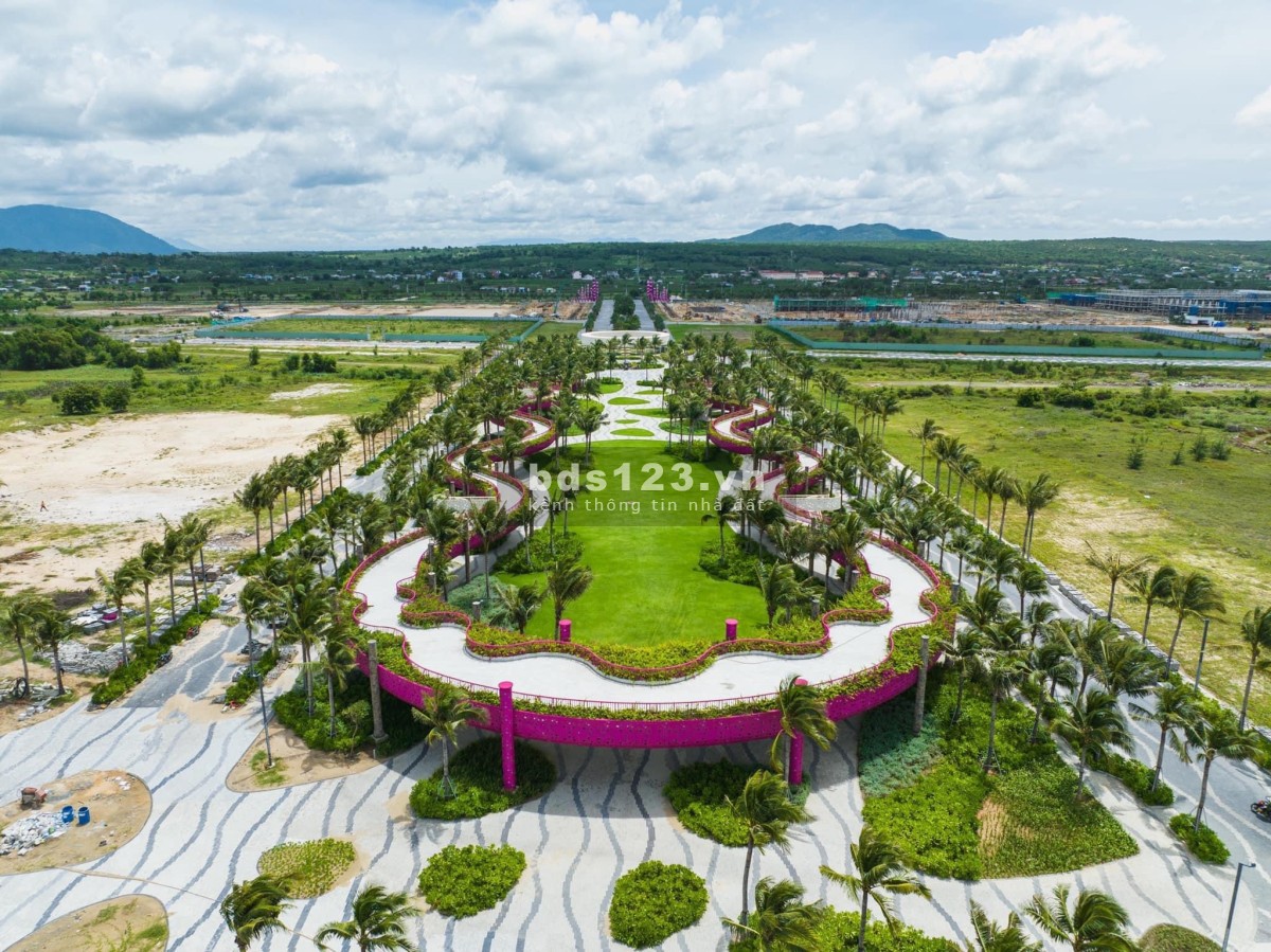 Sở hữu lâu dài nhà phố biển 2 mặt tiền tại Thanh Long Bay giá chỉ 2,5 Tỷ