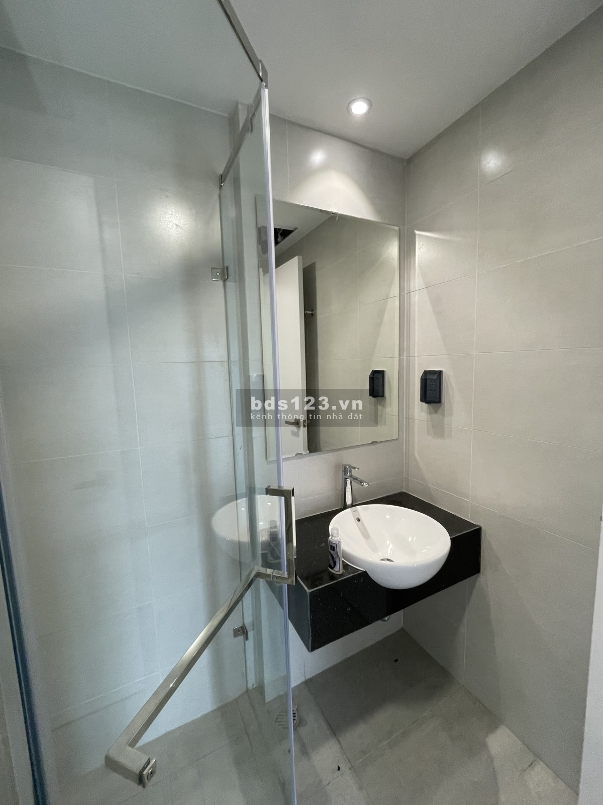 Có nhiều căn cho thuê chung cư Ricca Quận 9 mới ban giao giá từ 5 triệu, lh 08 18004200
