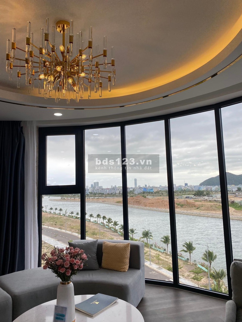 Bán căn hộ mặt tiền sông Hà Thanh Vina2 Panorama Quy Nhơn, giá từ 1 tỷ/ căn.