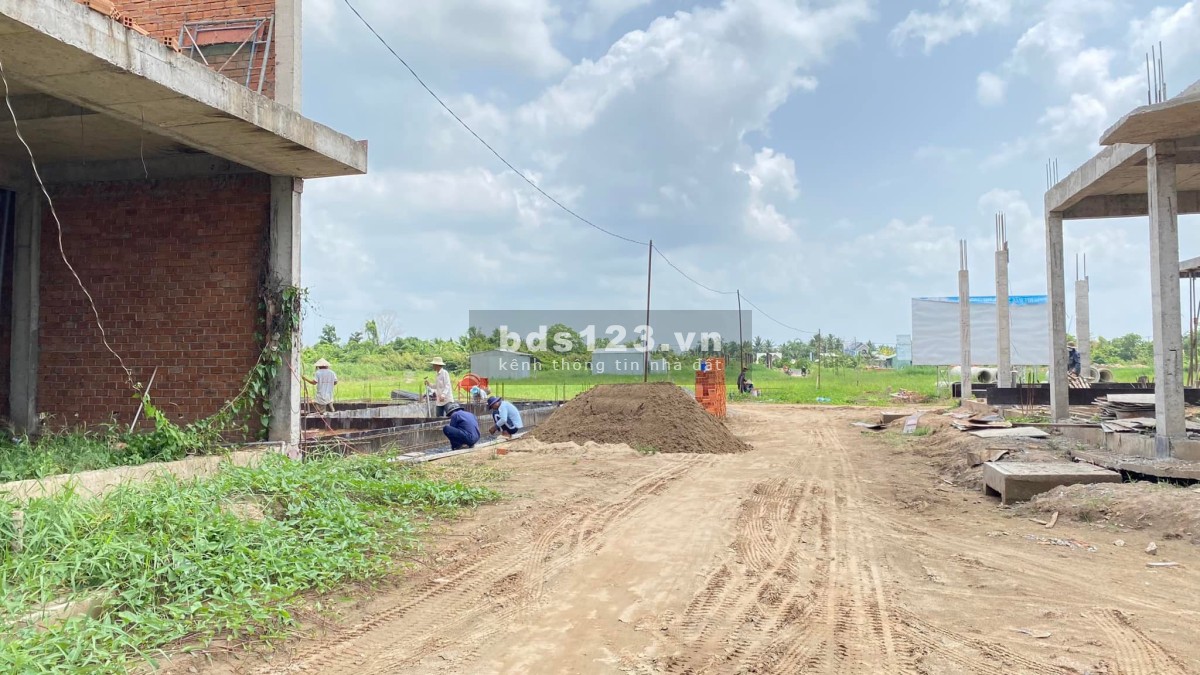 Nhà 1 trệt 1 lầu hoàn thiện gần trường Đại học Tây Đô giá đầu tư sinh lời cao