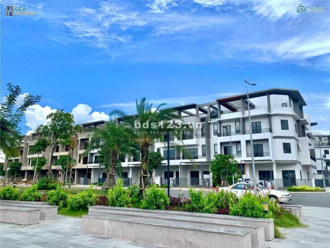 Biệt thự nằm tại ven sông trong lỗi ĐT "Home Resort" có sổ hồng riêng, sở hữu lâu dài