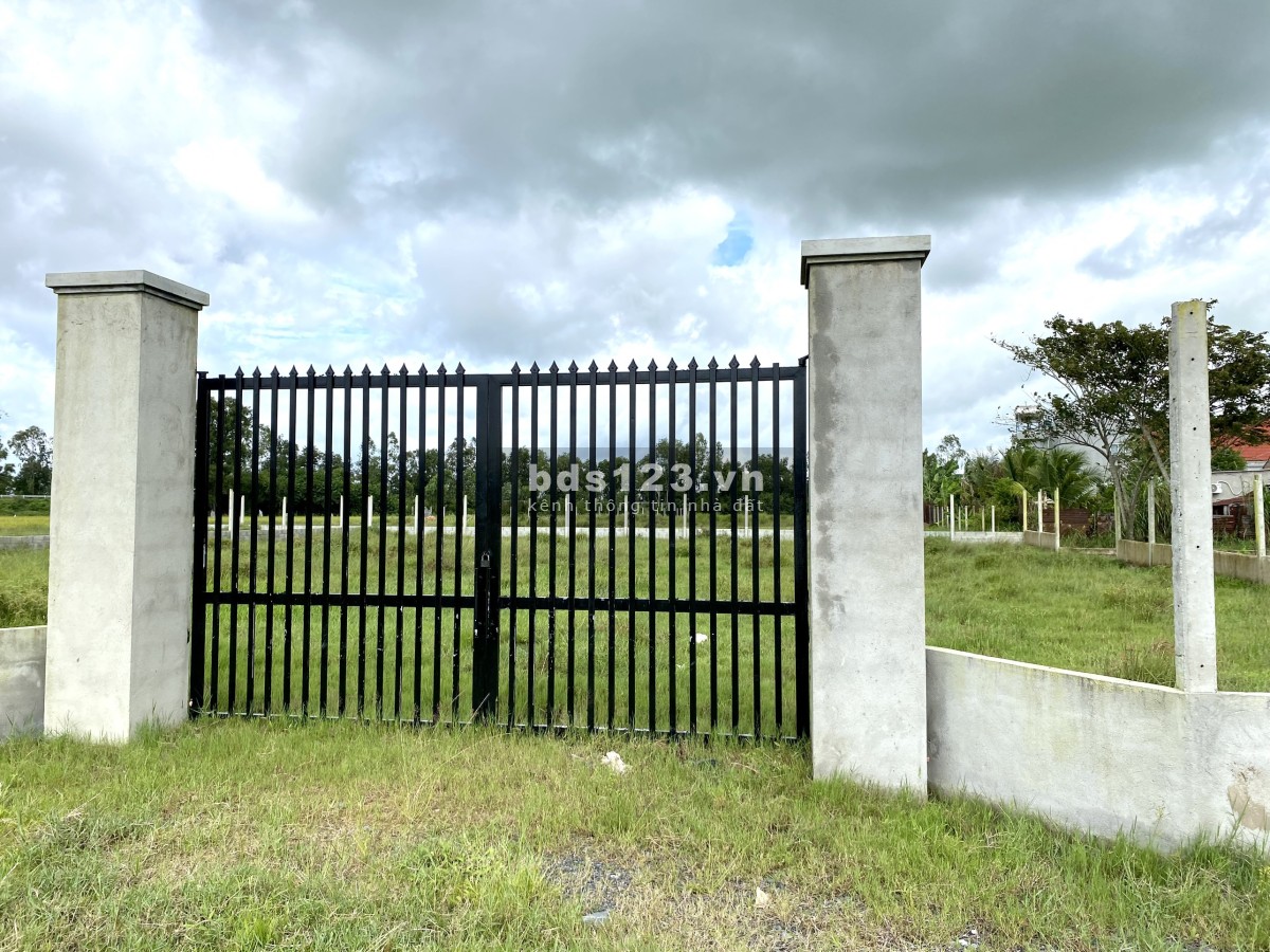 Đất Củ Chi view kênh giá rẻ diện tích 500m2, điện nước đầy đủ giá tốt