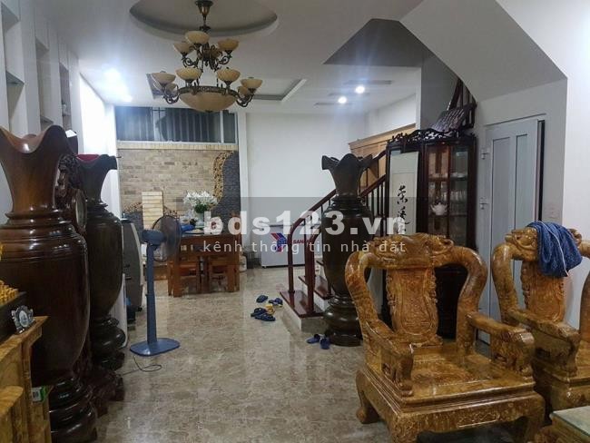 Nhà hiếm khu phân lô Tây sơn, ô tô đỗ cửa ngày đêm, DTSD 67m² giá bán 10,6 tỷ đồng