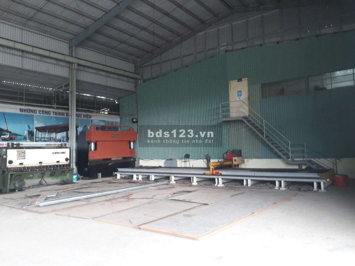 Cần cho thuê kho xưởng tại số 1, Hiệp Phước, Nhà Bè, TPHCM với DT 2000 m2