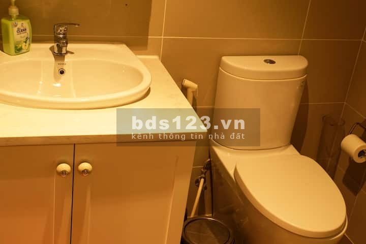 Chính chủ cho thuê căn 2pn view sông chung cư Masteri Thảo Điền, giá tốt