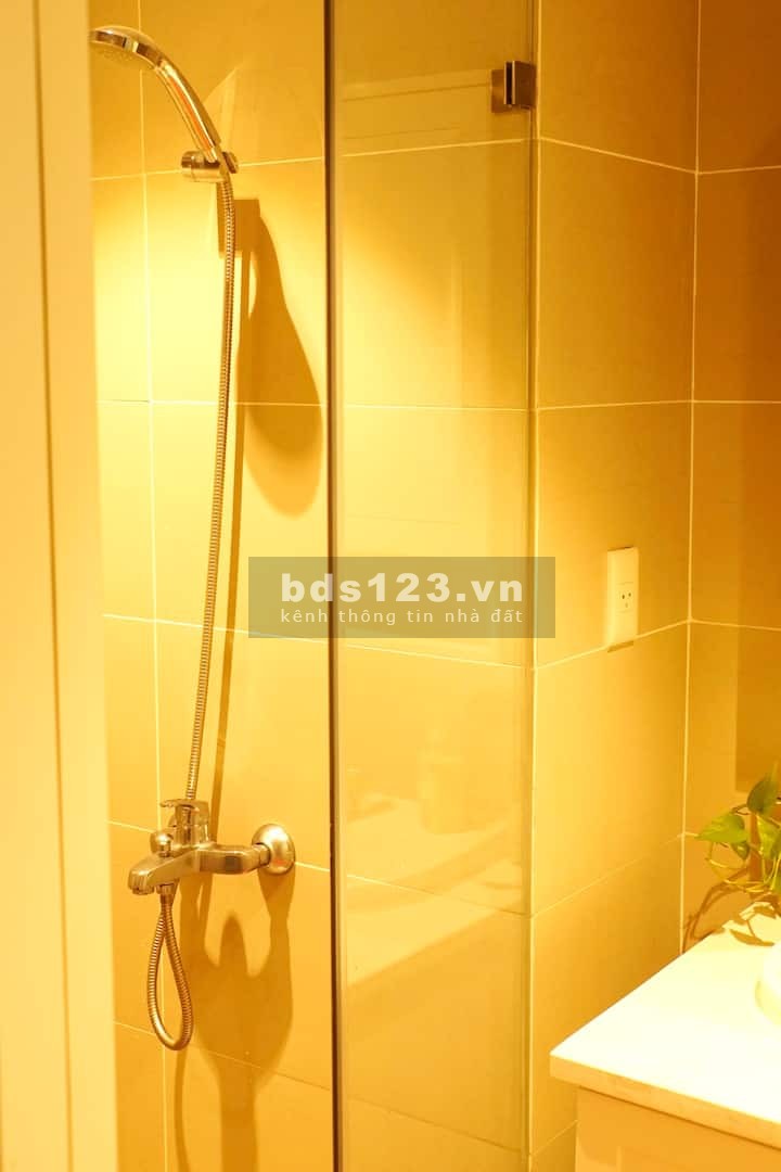 Chính chủ cho thuê căn 2pn view sông chung cư Masteri Thảo Điền, giá tốt