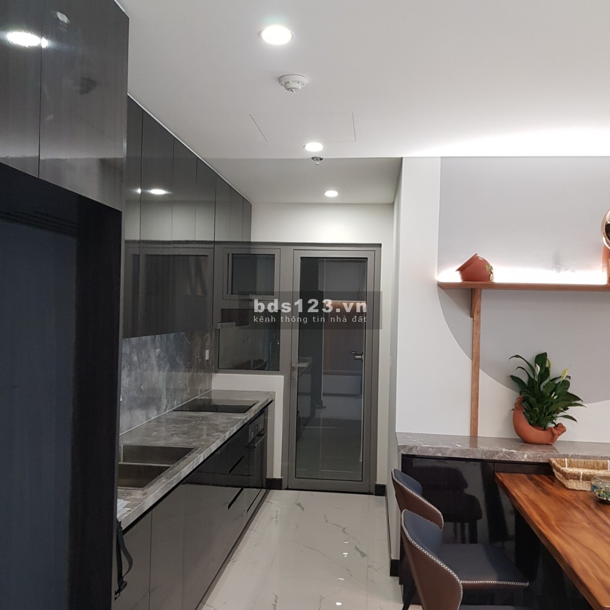 Cho thuê nhanh 1 phòng ngủ chỉ 24 triệu Empire City Quận 2