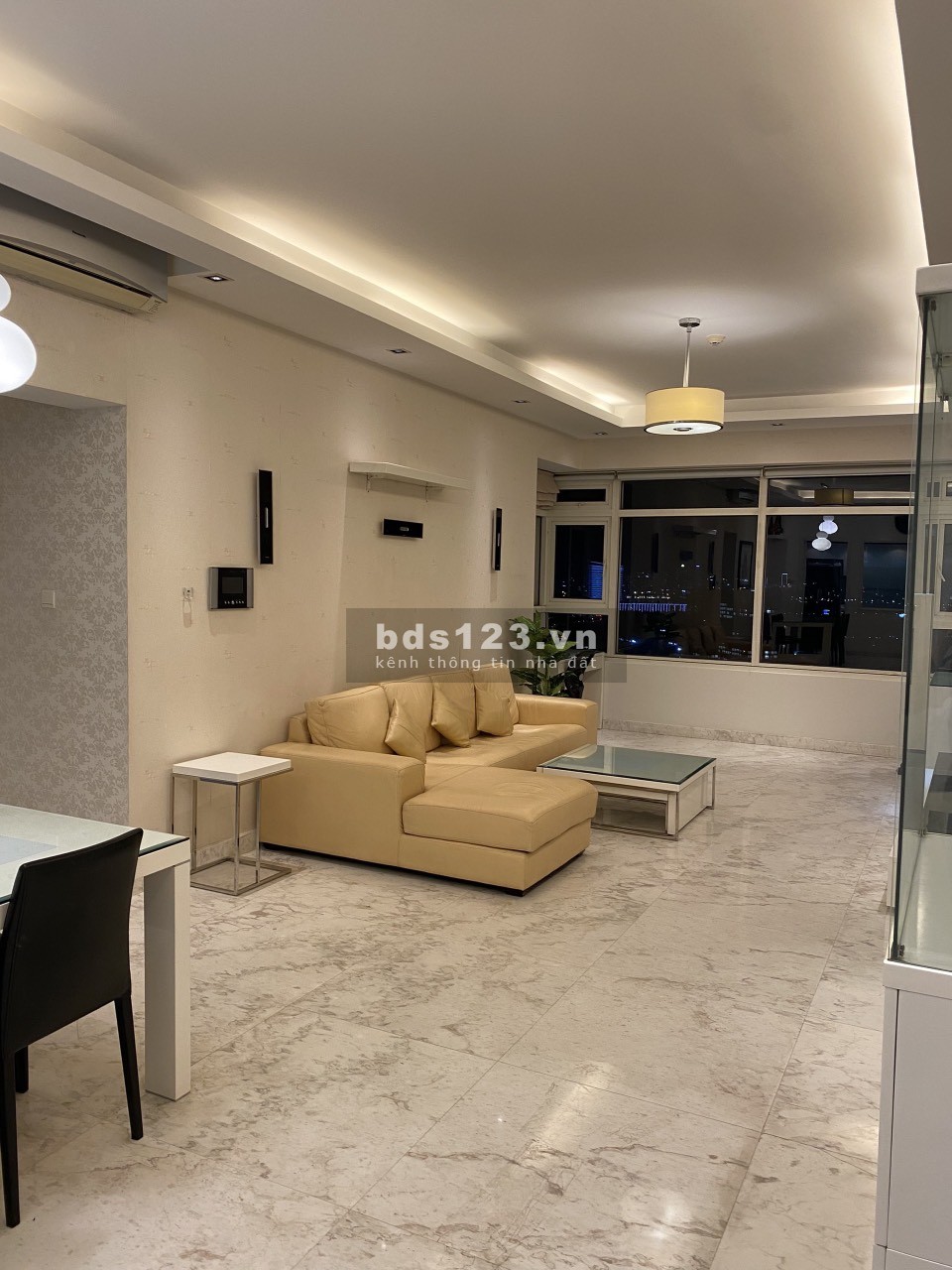 Cho thuê căn hộ 3 phòng ngủ chỉ 30 triệu tại Saigon Pearl giá tốt