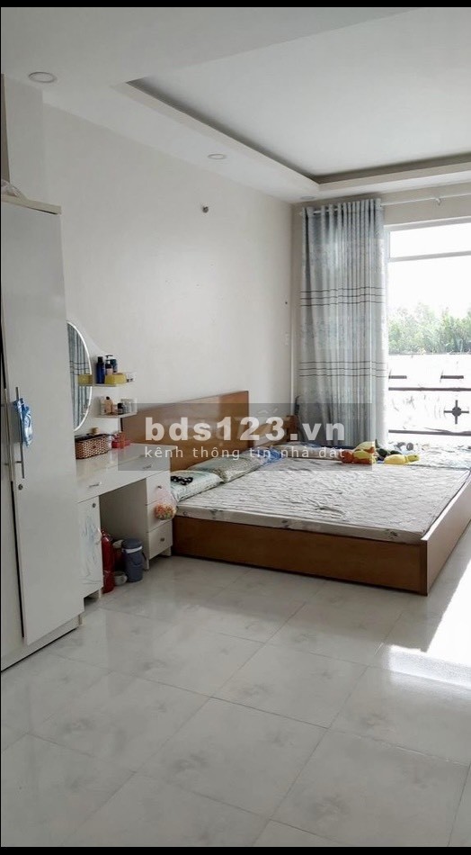 Bán nhà 2 mặt hẻm 4 lầu Phạm Thế Hiển P7 Quận 8 khu dân trí cao