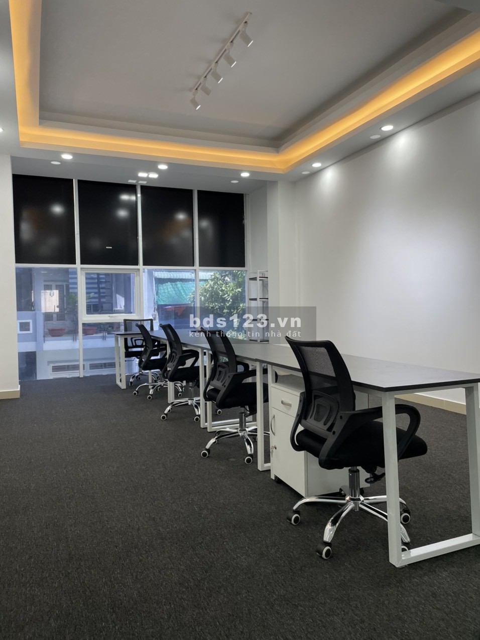 Văn phòng full nội thất, đầy đủ tiện nghi đường lớn, liên hệ 0906721800