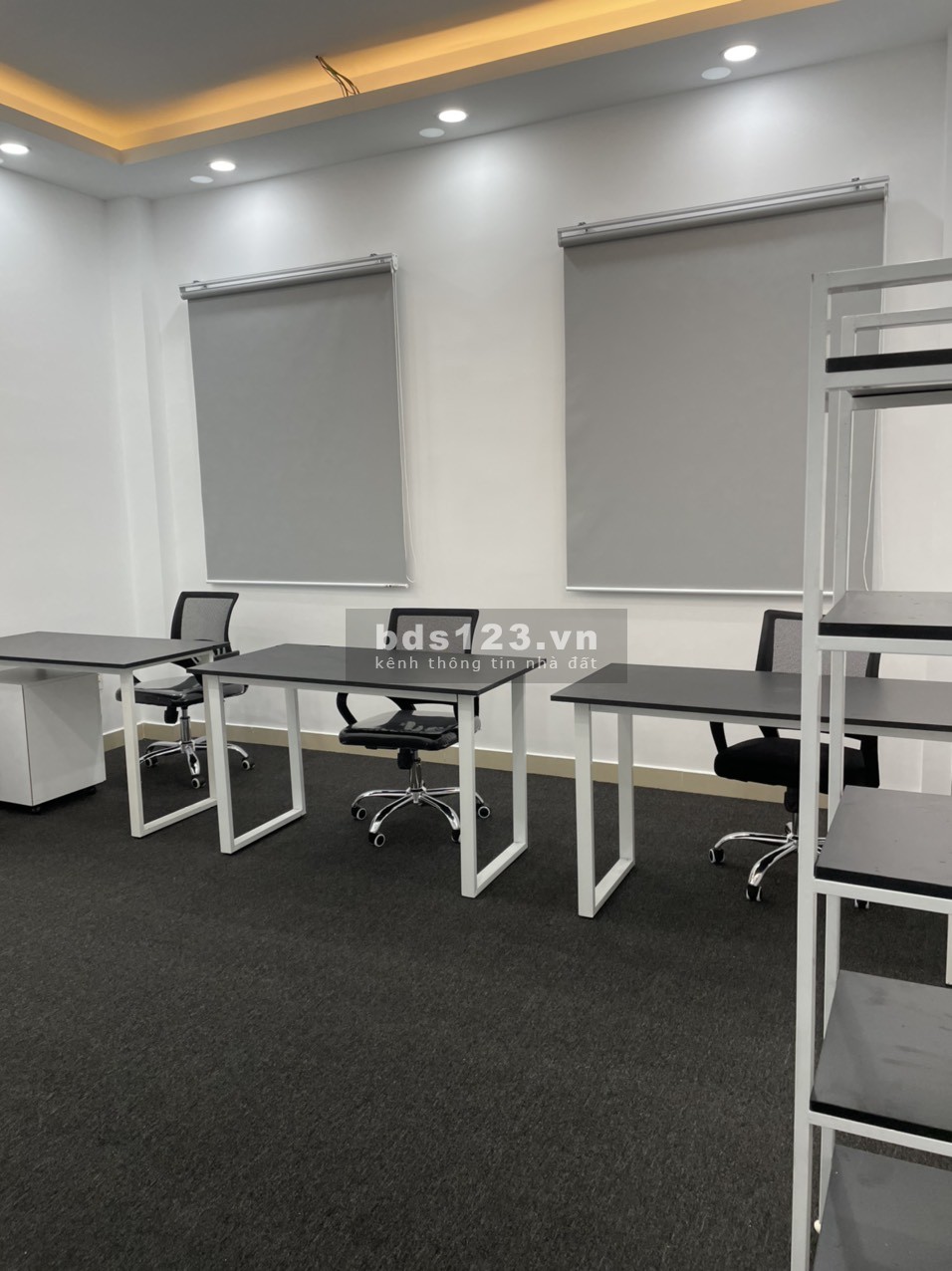 Văn phòng full nội thất, đầy đủ tiện nghi đường lớn, liên hệ 0906721800