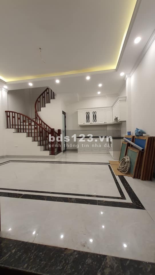 Căn nhà phố Ngọc Trì - phường Thạch Bàn giá chỉ 2,2 tỷ đồng