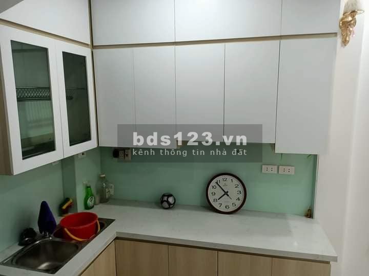 Bán nhà phố Lĩnh Nam, Hoàng Mai 24m x 4 tầng, mặt tiền 3.6m, giá 2.75 tỷ