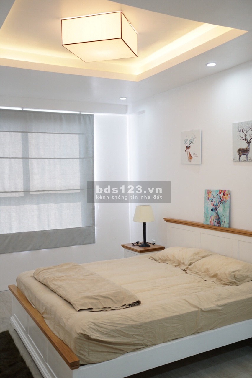 0907758378 tôi cần bán căn hộ 2 PN Gía 5,1 tỷ full Nội thất tại Kingston Residecnce