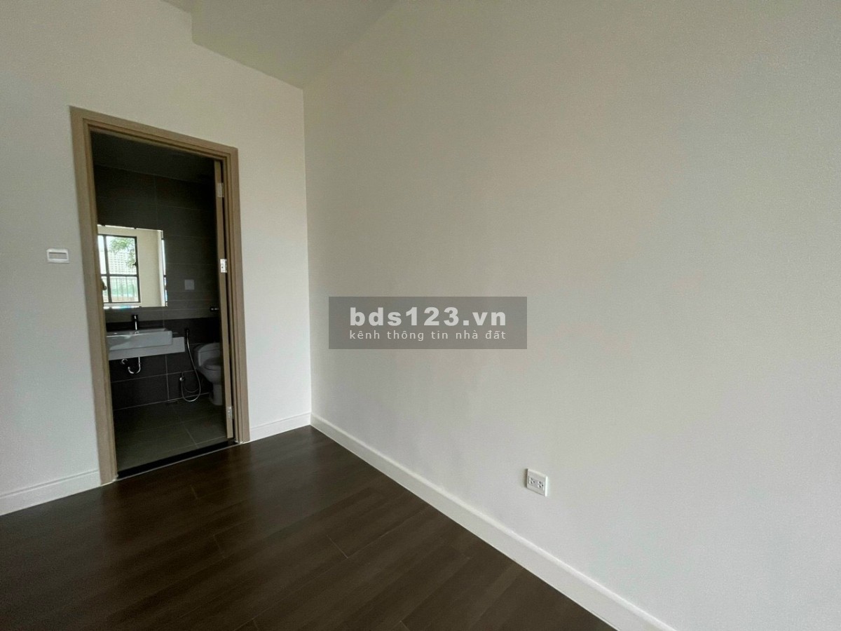 Bán nhanh căn hộ 2 phòng ngủ chỉ 4,2 tỷ The Sun Avenue Q2