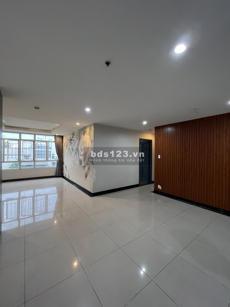 Tôi cần bán nhanh căn hộ Samland Giai Việt Q8, diện tích 150m2 SHR