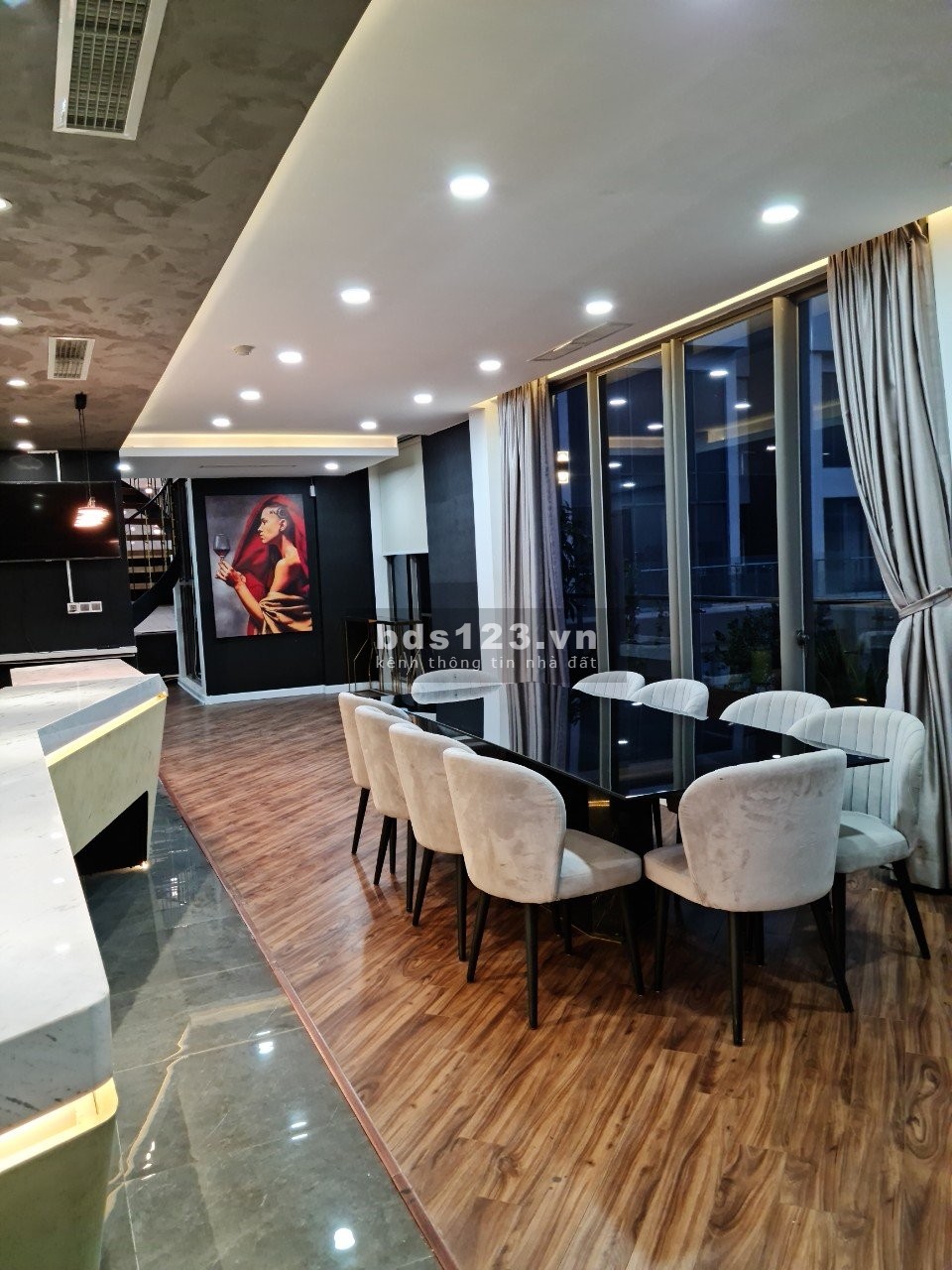 Cho thuê hoặc bán căn hộ Millenium Masteri Quận 4 Penthouse tháp A, Lầu 32, giá 30 tỷ