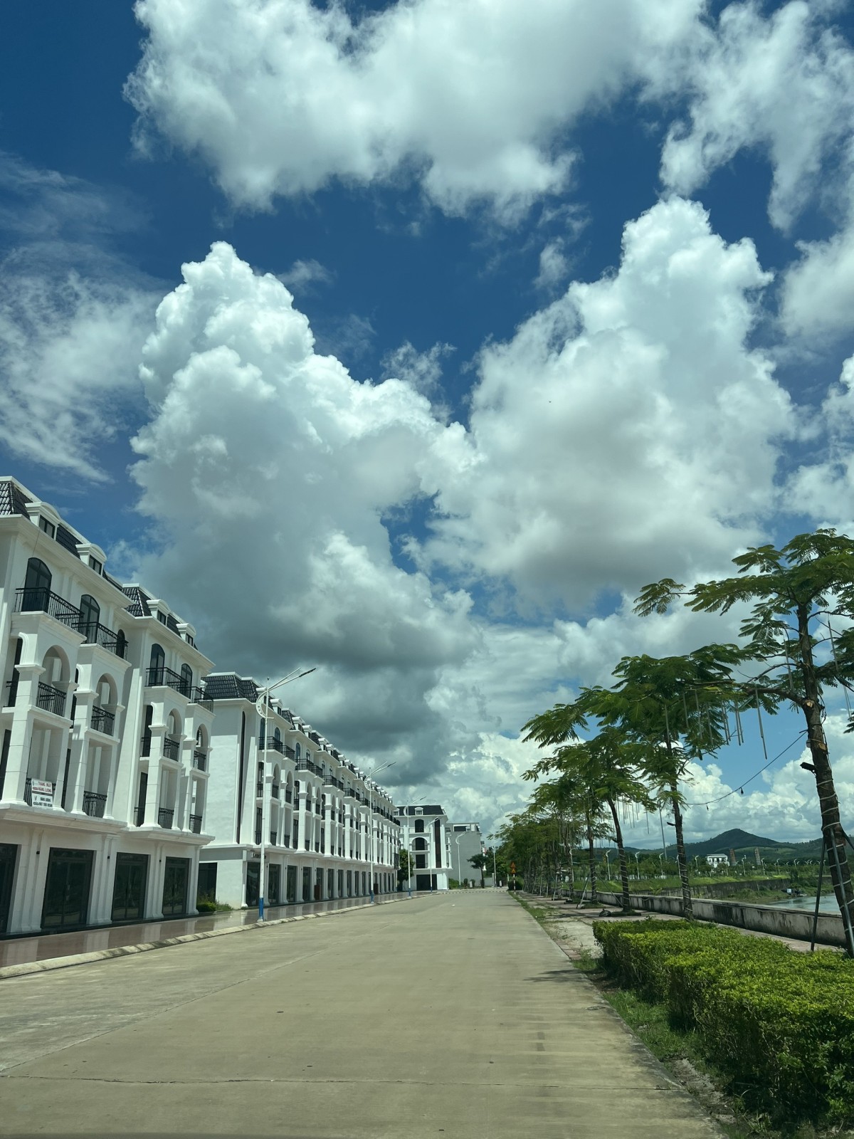 Bán đất View Sông Kalong Móng Cái siêu đẹp giá đầu tư. LH: 0949240558