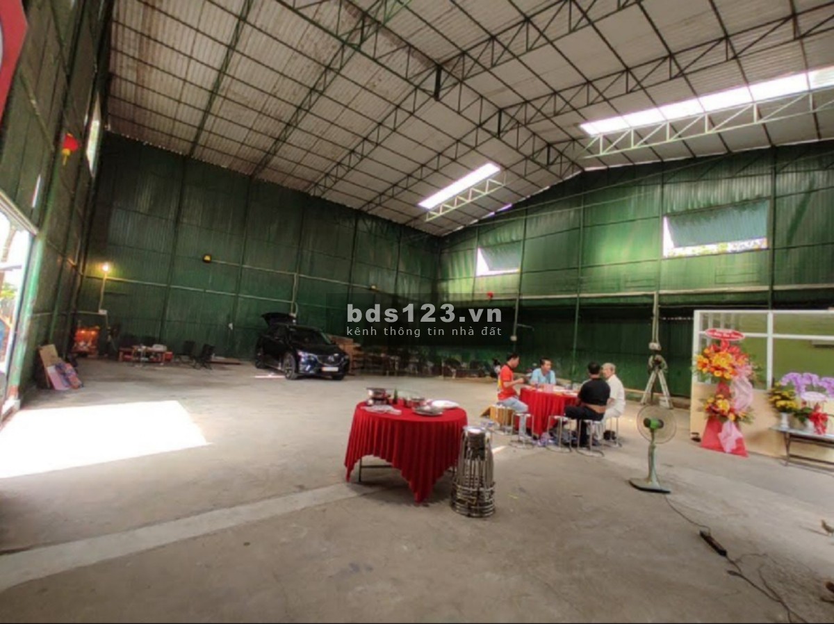 Cho thuê Kho xưởng 350m2 đường Nguyễn Hữu Thọ. 30 Triệu