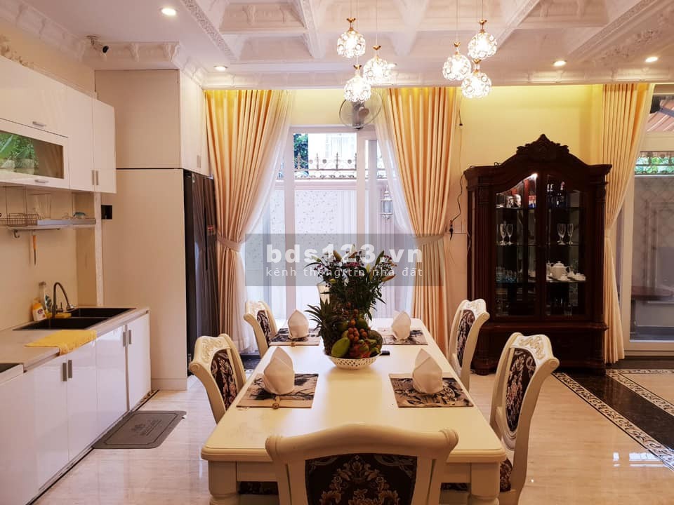 Bán Nhà Mặt Tiền Đường Đào Duy Anh Diện Tích: 220m2 giá bán 55 tỷ