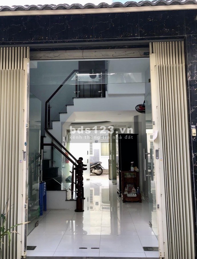 Bán nhà 2MT hẻm ba gác 739 Xô Viết Nghệ Tĩnh P26 Bình Thạnh nhà 3 lầu