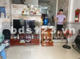 Bán nhà 55m2, 4 lầu, đường Huỳnh Tấn Phát, giá nhỉnh chỉ nhỉnh 4 tỷ