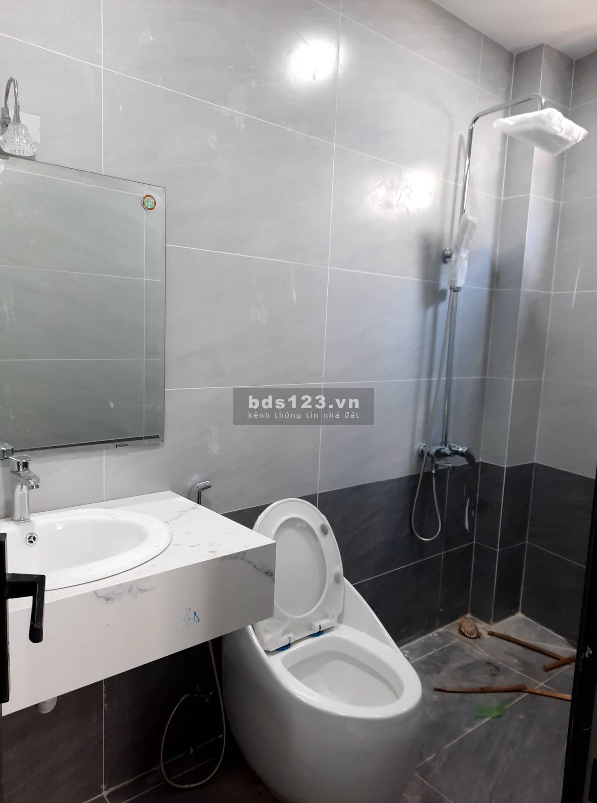 Bán nhà đẹp Phú Nhuận mới xây xong, có thang máy,chủ giảm ngay 500 triệu