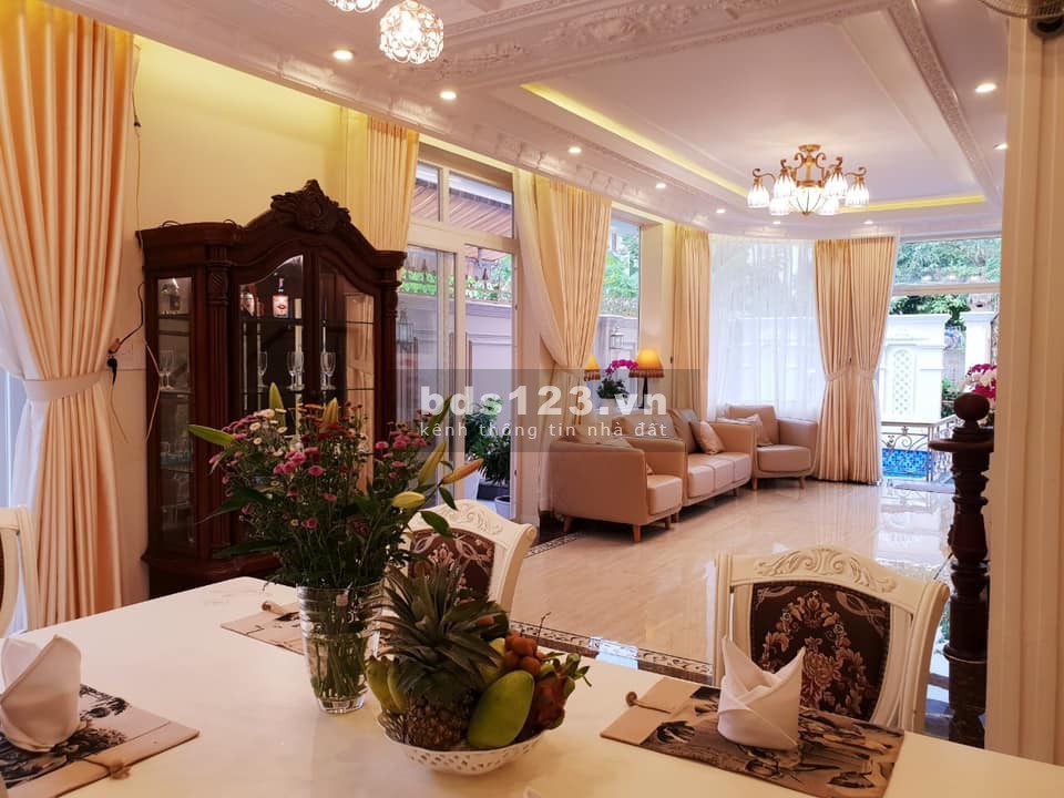 Bán Nhà Mặt Tiền Đường Đào Duy Anh Diện Tích: 220m2 giá bán 55 tỷ