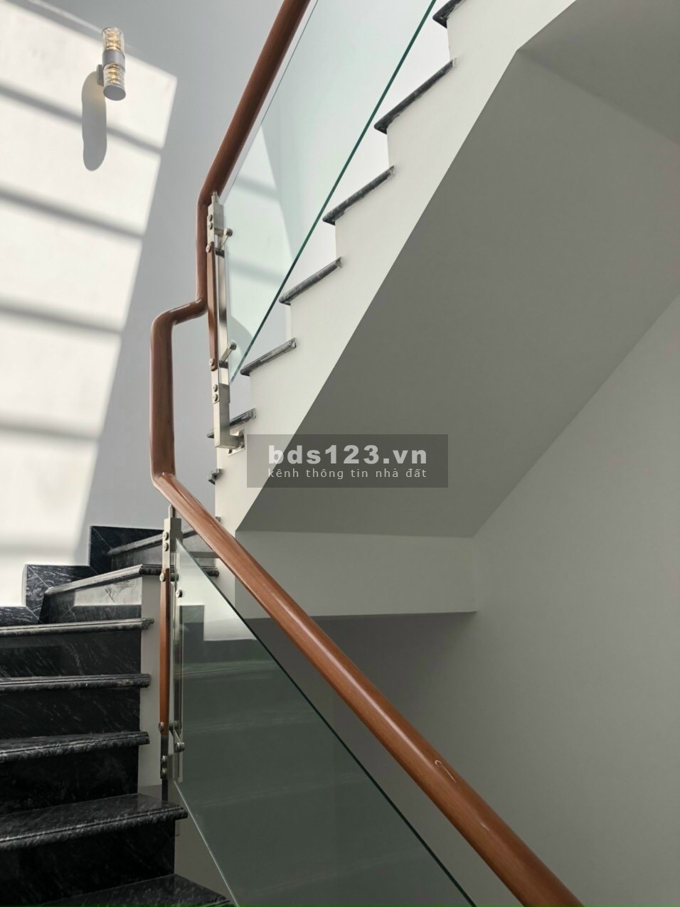 Bán nhà riêng đường Đoàn Nguyễn Tuấn, Hưng Long, Bình Chánh DT 100m² x 1 lầu