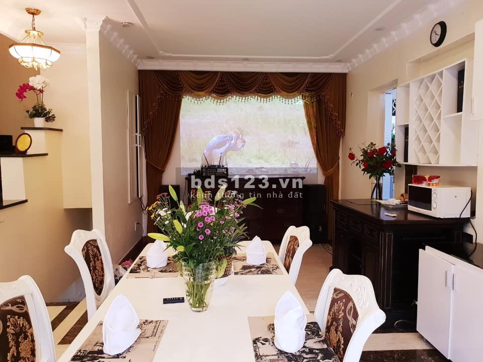 Bán Nhà Mặt Tiền Đường Đào Duy Anh Diện Tích: 220m2 giá bán 55 tỷ
