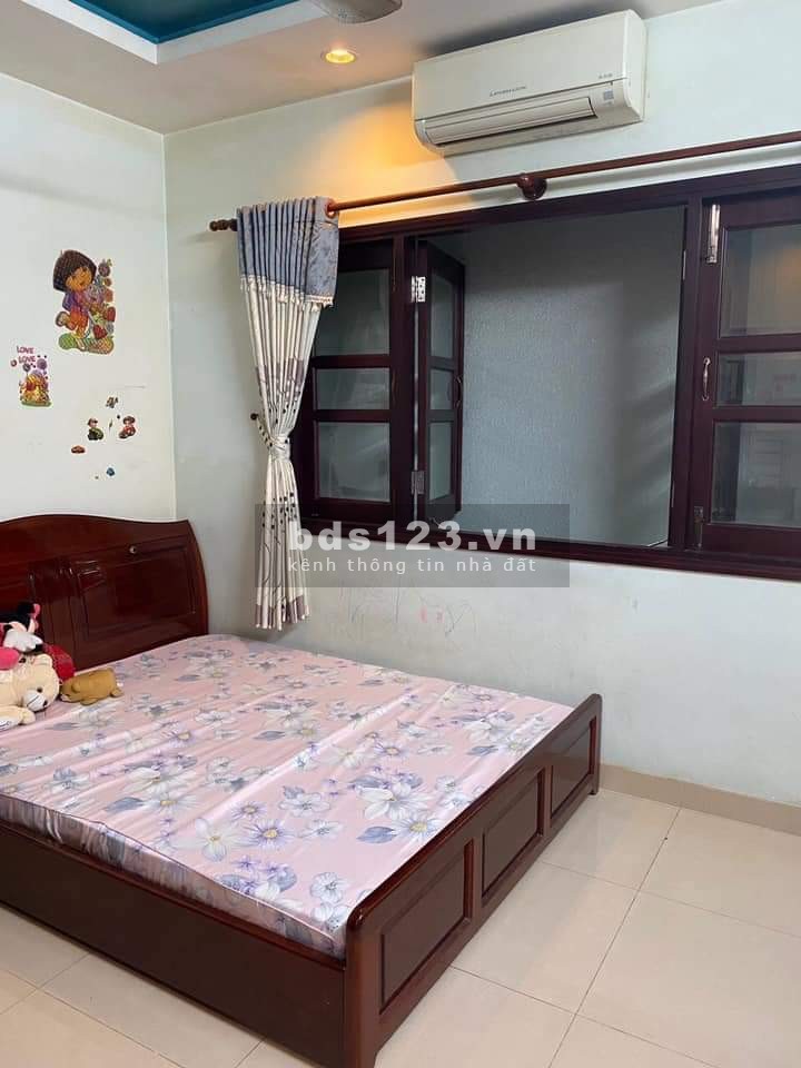 Mặt tiền kinh doanh 4 tầng, cạnh Etown Cộng Hòa. Chỉ 9.5 tỷ