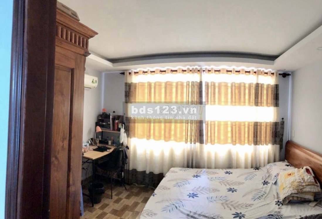 Bán nhà 2MT hẻm ba gác 739 Xô Viết Nghệ Tĩnh P26 Bình Thạnh nhà 3 lầu