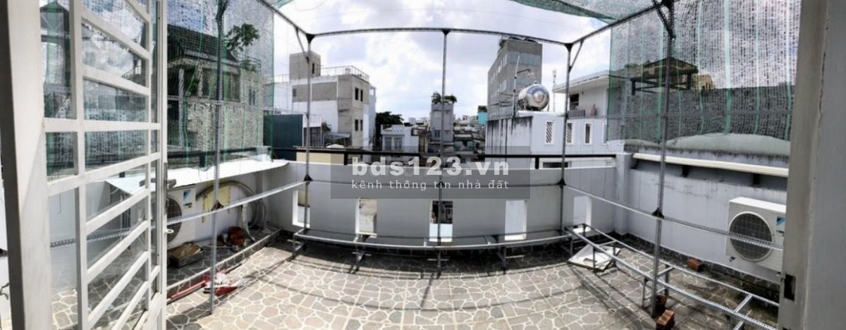 Bán nhà 2MT hẻm ba gác 739 Xô Viết Nghệ Tĩnh P26 Bình Thạnh nhà 3 lầu