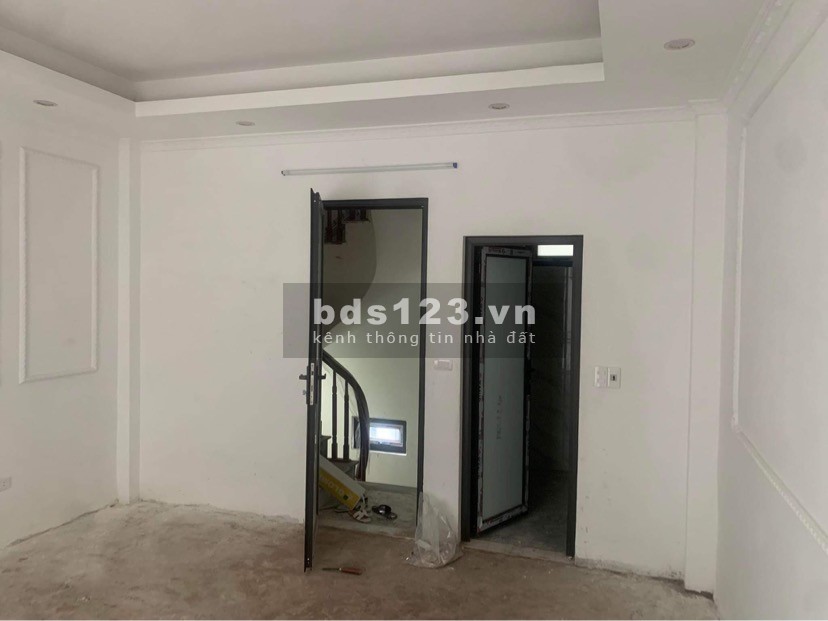 Bán đất tặng nhà, lô góc Cổ Nhuế sát phố sau quy hoạch đường, 50m² x 3t, MT 5m, chỉ 5,1 tỷ