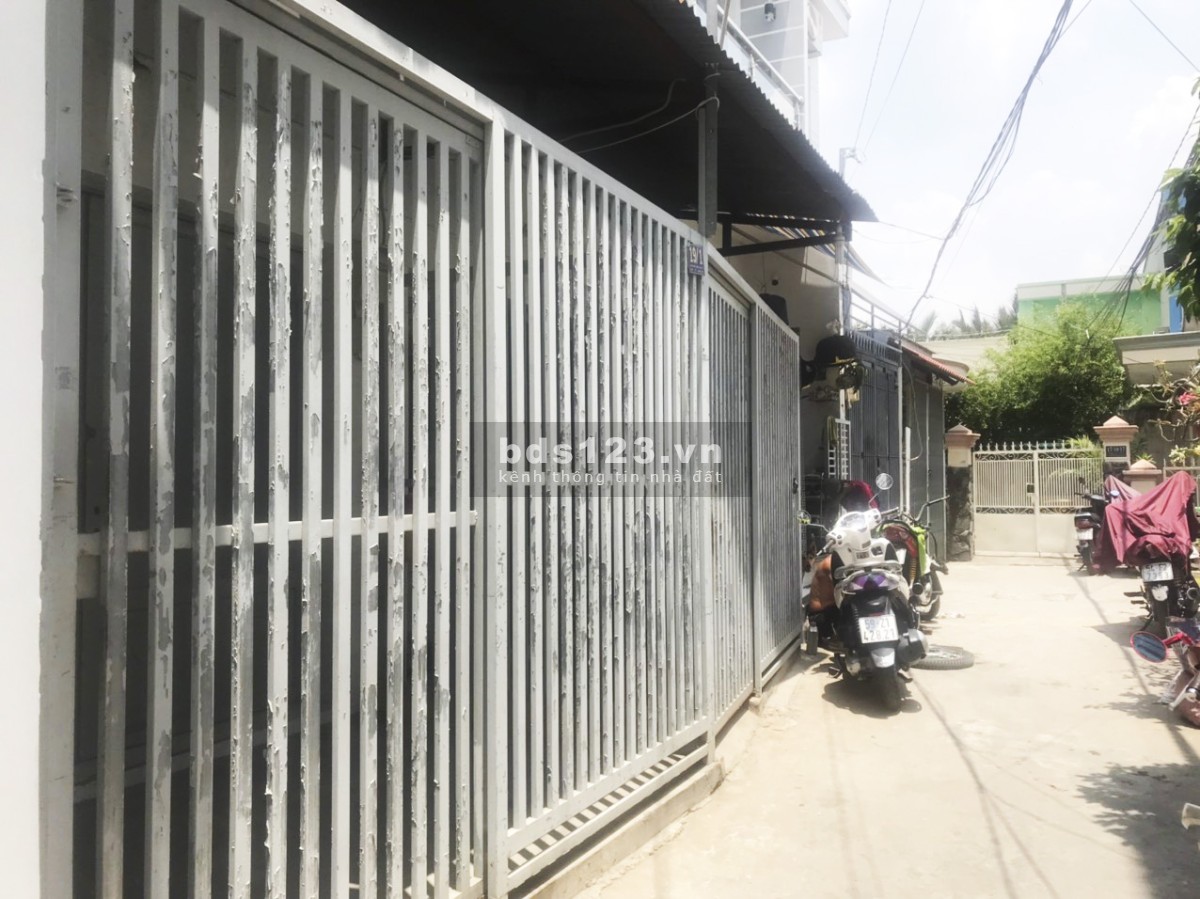 Bán nhà cấp 4 Diện tích 75m2 giá 4 tỷ đường Dương Cát Lợi Thị trấn Nhà Bè