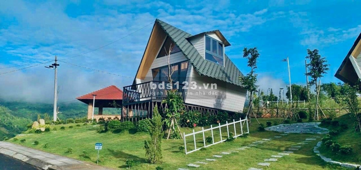 Bán đất thổ cư xã Lộc An, Lâm Đồng có sổ đỏ, đất đồi cao, 4 mặt tiền, DT 200m², nhỉnh giá 2 tỷ TL