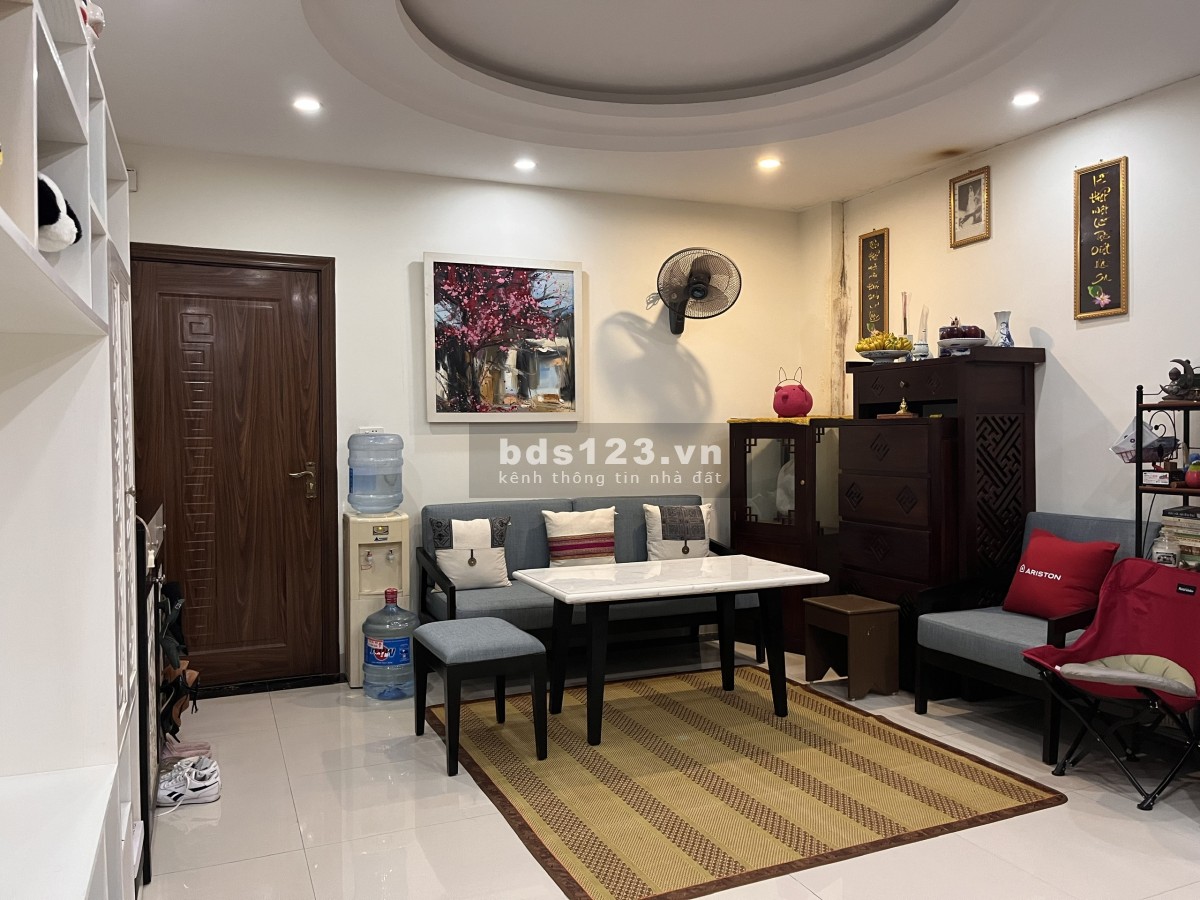 Cần bán căn chung cư mini tại 48 Văn Hương, Đống Đa, Hà Nội.