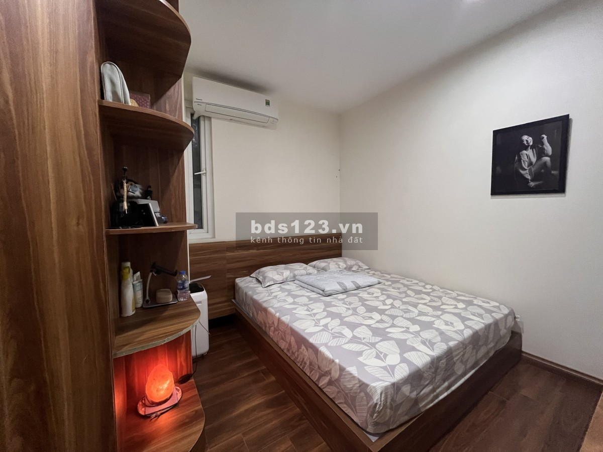 Cần bán căn chung cư mini tại 48 Văn Hương, Đống Đa, Hà Nội.