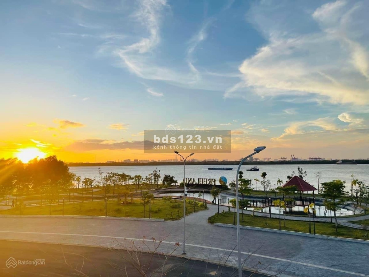 Vợ chồng em cần nhượng lại biệt thư sinh thái ven sông ở Nhơn Trạch