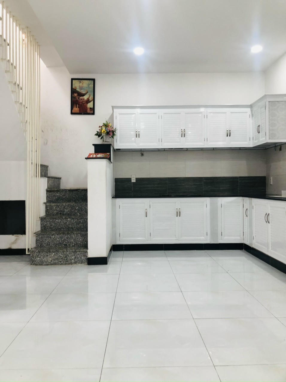 Bán nhà TCH18, quận 12 DT 60m² x 2 tầng ngang 6,8m nở hậu giá 3,85 tỷ đồng