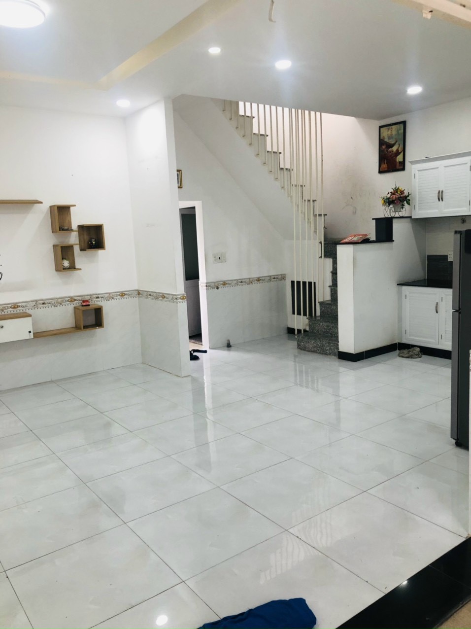 Bán nhà TCH18, quận 12 DT 60m² x 2 tầng ngang 6,8m nở hậu giá 3,85 tỷ đồng
