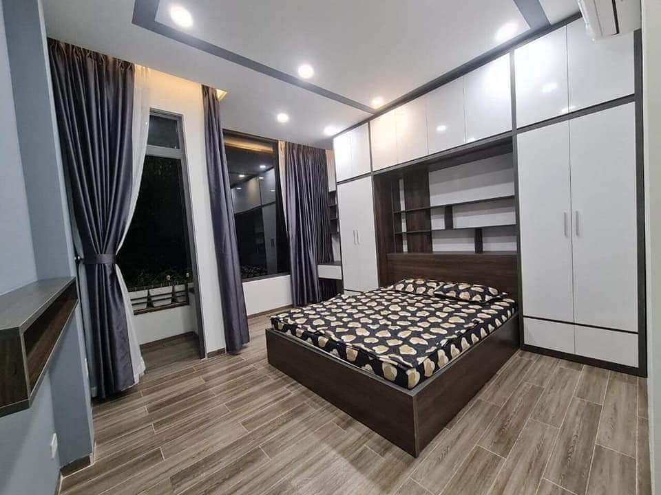 Bán nhà 5 tầng đường Quang Trung- Trung tâm Gò Vấp. Dt 4.2 x 15m. Chỉ 7.x TỈ