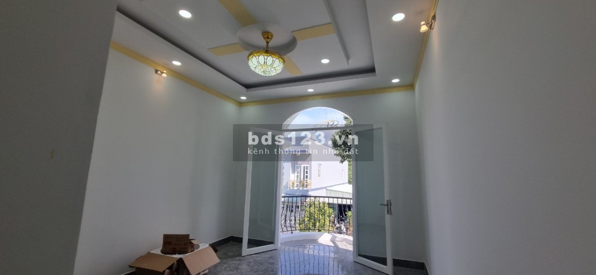 Nhà mới xây dựng 1 trệt, 1 lầu, khu dân cư Long Thạnh Hưng, Chợ Gạo TG, NHỈNH 2 TỶ
