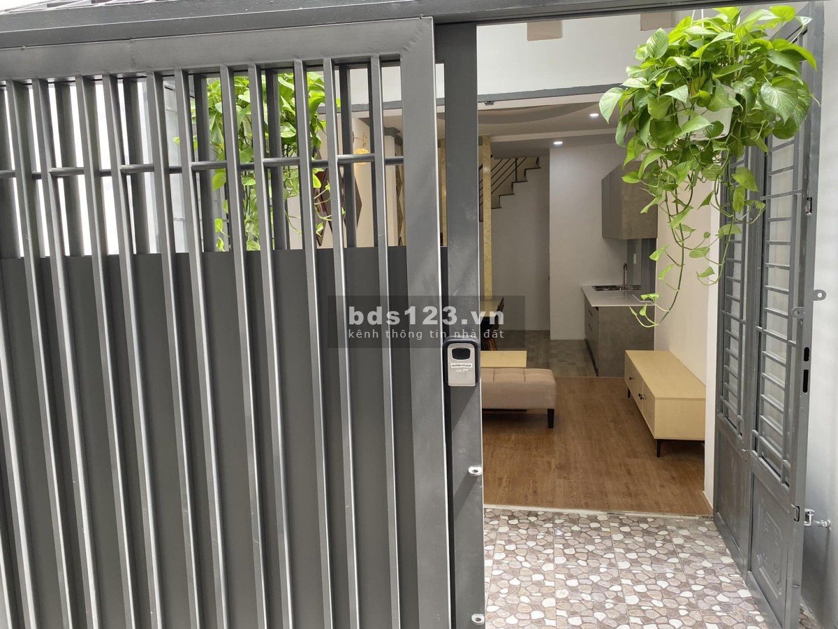 Nhà giá rẻ chỉ 3.65 triệu, dtsd 33m2, hẻm ba gác tiện ích xung quanh không thiếu gì