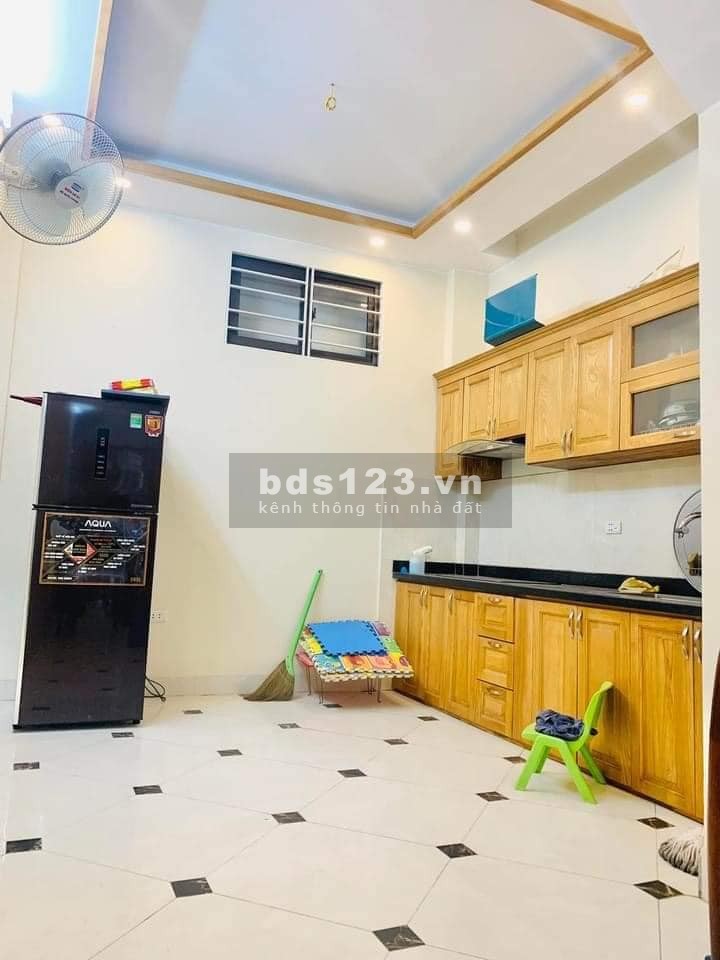 Bán nhà Trương Định, Hoàng Mai 39m x 4 tầng, MT 3.6m, giá 4.55 tỷ
