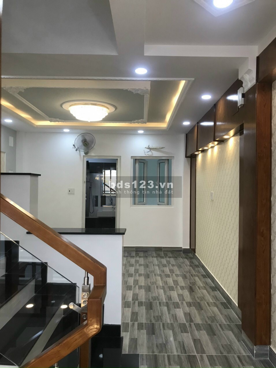 Mặt tiền kinh doanh 5 tầng Phan Huy Ích, cạnh C/c Phúc Yên 2 giá chỉ 7.5 tỷ