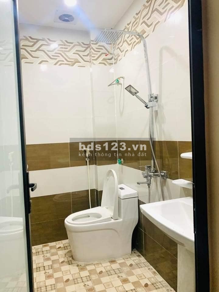 Bán nhà Trương Định, Hoàng Mai 39m x 4 tầng, MT 3.6m, giá 4.55 tỷ